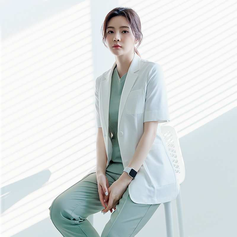 Medical Lab Years - Korean Style High End Medical Beauty